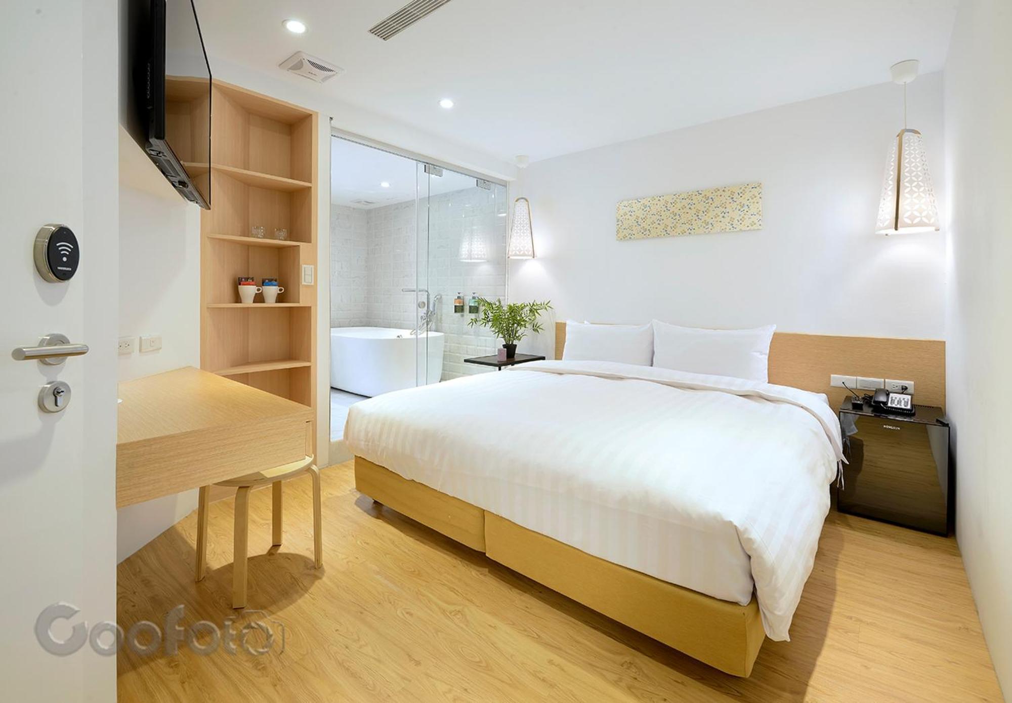 Shin Sei Bashi Hotel Taichung Rum bild