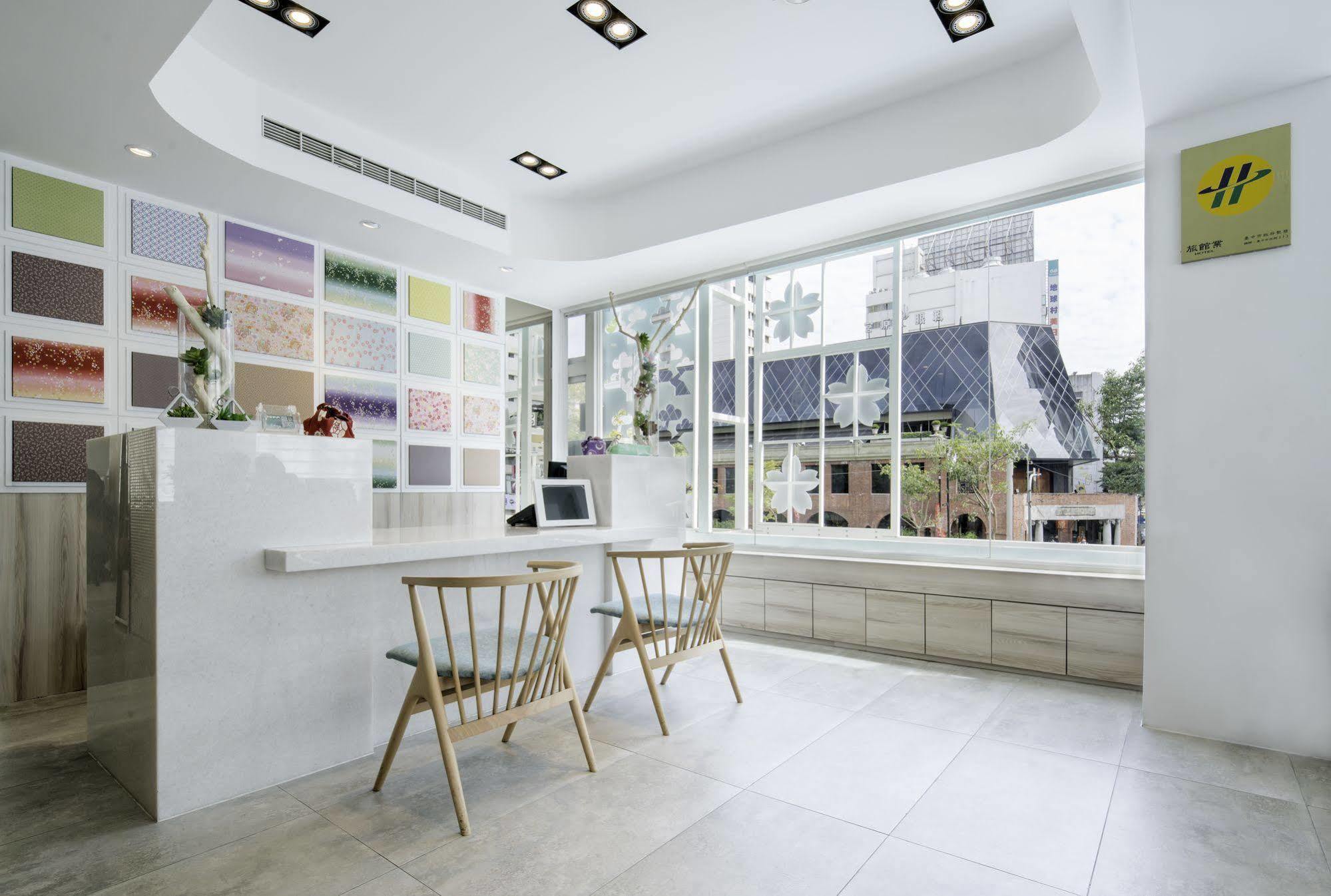Shin Sei Bashi Hotel Taichung Exteriör bild
